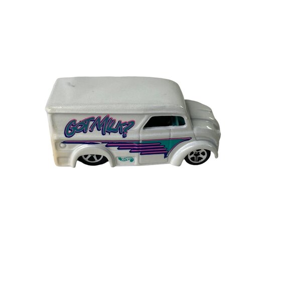 Hot Wheels Dairy Delivery Got Milk Truck Van u Vintage Collectible Die Cast Toy - Picture 2 of 5